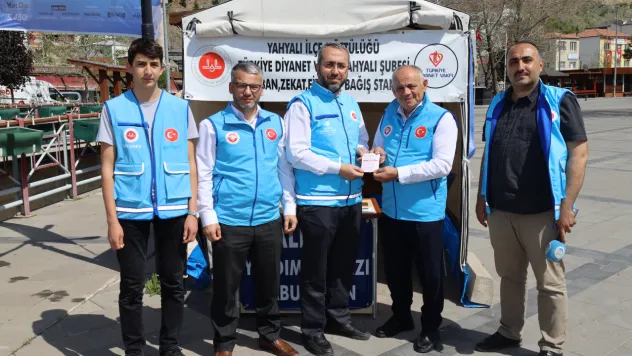 Başkan Esat Öztürk'ten Türkiye Diyanet Vakfı'na Kurban Bağışı ve Su Kuyusu Desteği