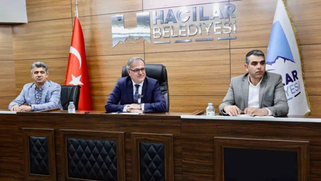 Başkan Özdoğan muhtarlarla istişare toplantısı yaptı