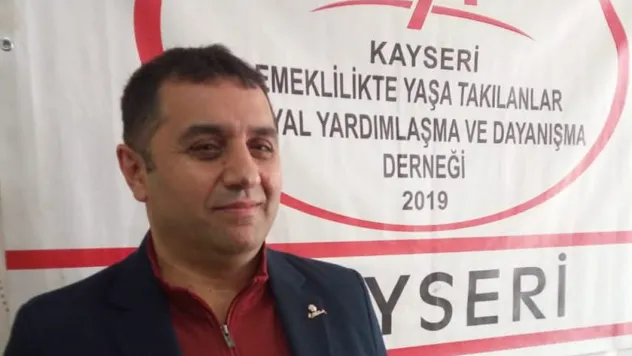 Başkan Yılmaztürk, 'Emekli maaşlarının yoksulluk ve açlık sınırlarının üzerine çıkarılmasını talep ediyoruz'