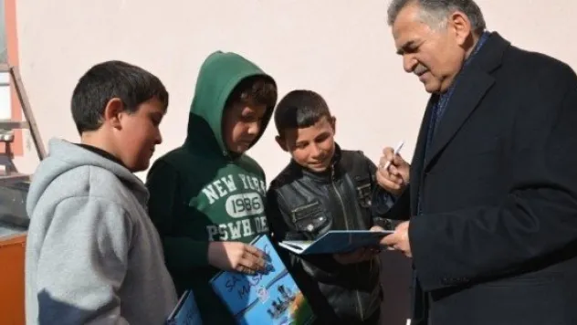 Başkan Büyükkılıç, Hisarcık Halkı İle Beraber Hisarcık Meydan Düzenlemesi Erciyes'e Yakışır Oldu 