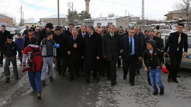 Başkan Büyükkılıç ve Ekibi Anbar Mahalle halkı ile