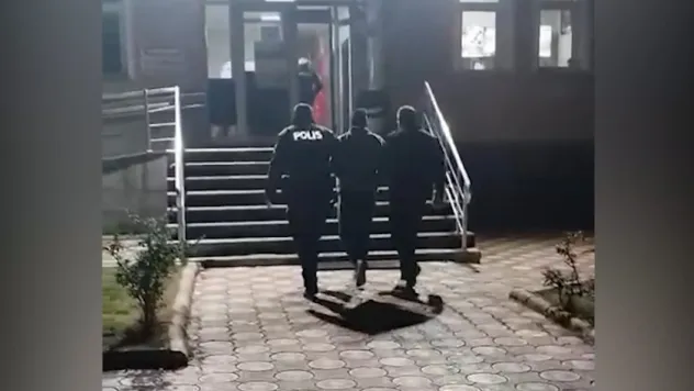 Becen Mahallesi'nde tabancayla havaya ateş eden 18 yaşındaki genç yakalandı