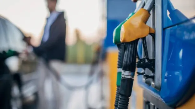 Benzine zam bekleniyor