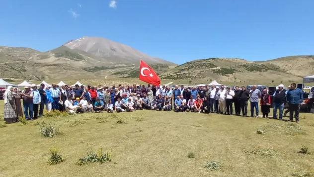 Beşparmak Yaylası'nda Yüzyılların İziyle Toy Kuruldu