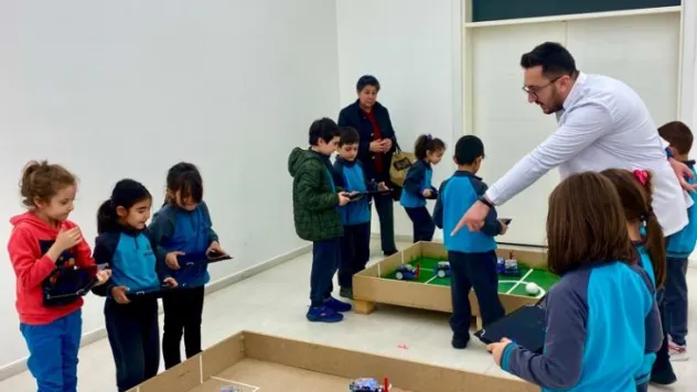 Bilim Merkezi'nde Robomaç Algoritma etkinliği