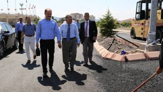 Bilime ve eğitime yol ve asfalt desteği