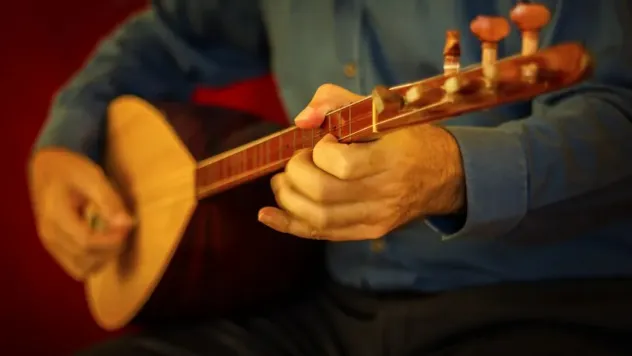 Bir Kayseri türküsü: Yarim İstanbul'u Mesken mi Tuttun?