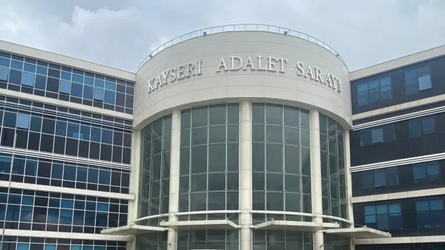 Bir kişinin öldüğü olay nedeniyle yargılanan sanık: Havaya ateş ettim