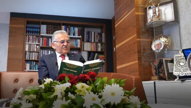 Büyükkılıç: 'Kütüphanelerimizle hem bugünümüzü hem de yarınlarımızı ihya ediyoruz'