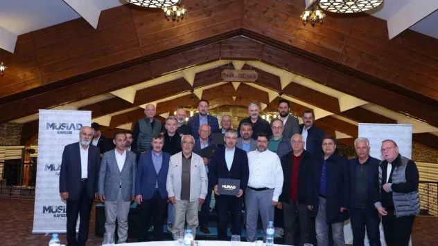 Büyükkılıç, MÜSİAD'lı işadamları ile buluştu