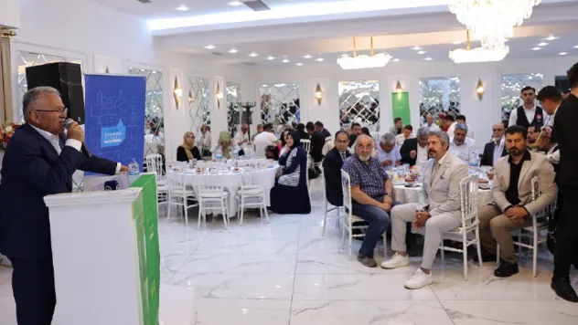 Büyükkılıç, Uluslararası Öğrencilerle Buluştu