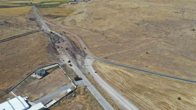 Çevril-Taşhan arasındaki yol genişletiliyor