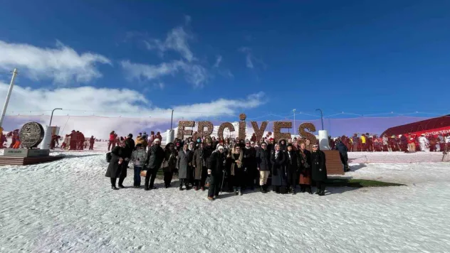 Büyükşehir'den Mahallesi sakinlerine Erciyes jesti