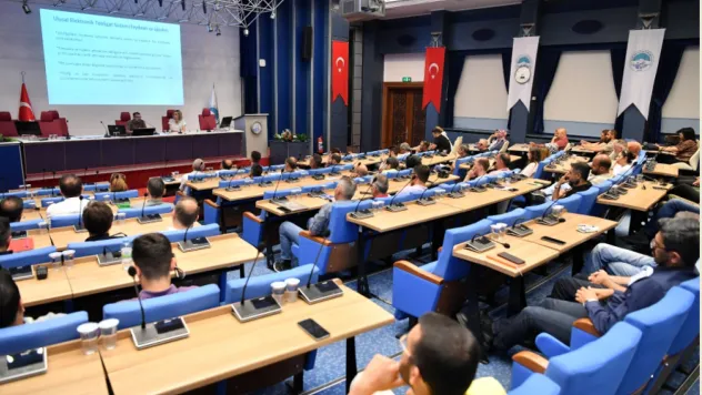 Büyükşehir'den İki Önemli Eğitim