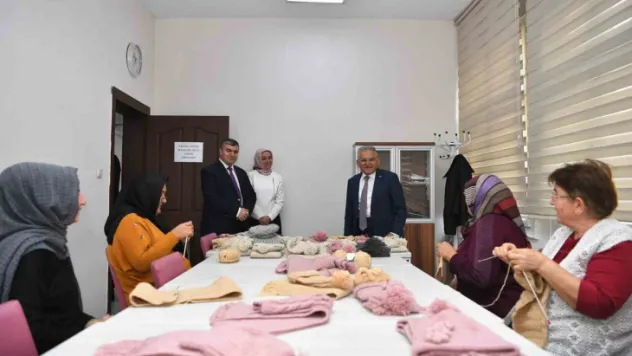 Dört bin yumak ip, Kaymek'te iyiliğe dönüşüyor