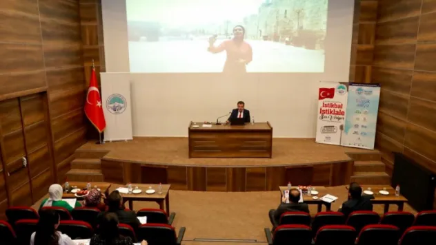 Büyükşehir'in 'İstikbal İstiklale Ses Veriyor' yarışmasında dereceye girenler belli oldu