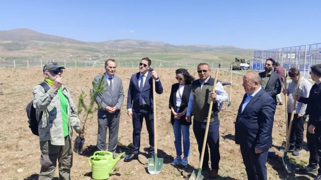 Büyükşehir, Pınarbaşı İlçesini ağaçlandırdı