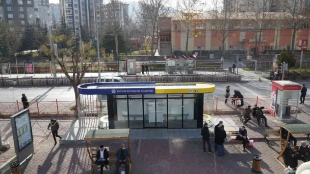 Büyükşehirden son teknolojik özel duraklar