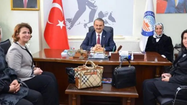 Çalış, ilk ziyaretini Hacılar'a yaptı