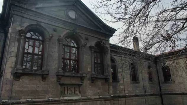 Çanakkale Zaferi'nin sembol okulu: Taş Mektep