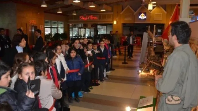 Çanakkale Sergisi Meysu Outlet'te