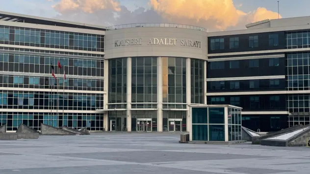 Cezaevinden izinli çıkan ve uyuşturucu madde ile yakalanan şahsa 12.5 yıl hapis