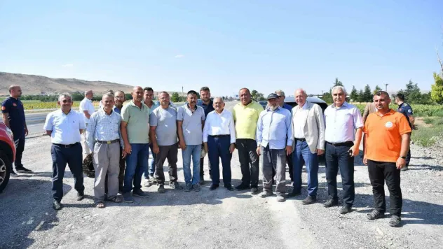 Yol güzergahında konforlu satış yeri hazır hale getiriliyor