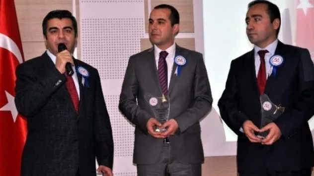 Çocuk Oyunları Ve Spor Kulüpleri Konfederasyonu Ödülleri Verildi 