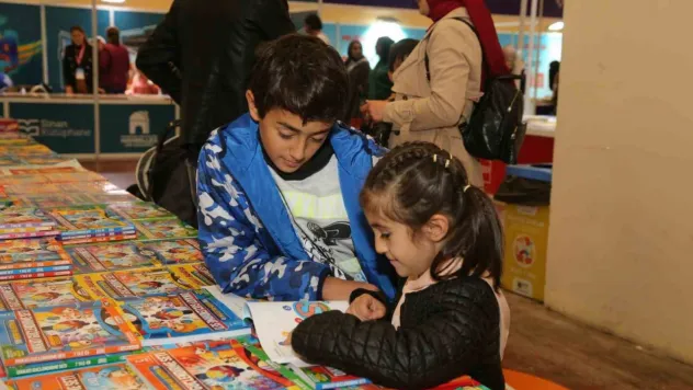 Çocuklara özel kitap fuarı ve şenliği