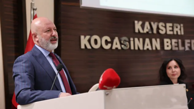 Çolakbayrakdar, 'Kocasinan'a Azerbaycan'a gidecek kadar yol yapmışız'