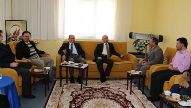 Çolakbayrakdar'dan Saraycık ve Güneşli'ye geçmiş olsun