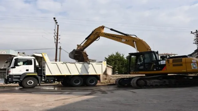 Çolakbayrakdar, &quotOrhan Gazi'yi yeniliyoruz&quot