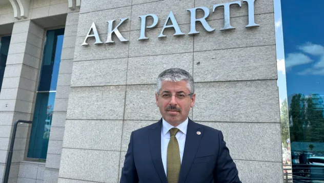 Çopuroğlu'ndan Genç'e 'Valimizin hangi hali sizi bu kadar rahatsız etti'