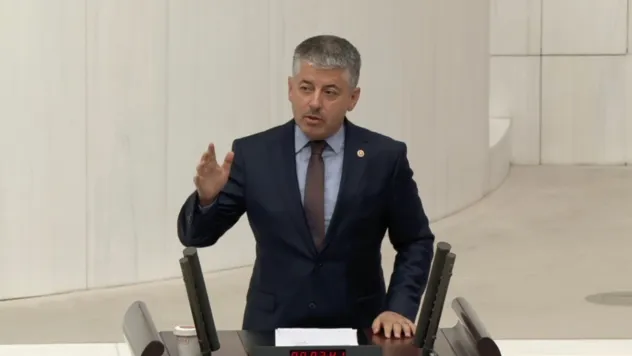 Çopuroğlu'ndan İYİ Parti'ye anket çıkışı