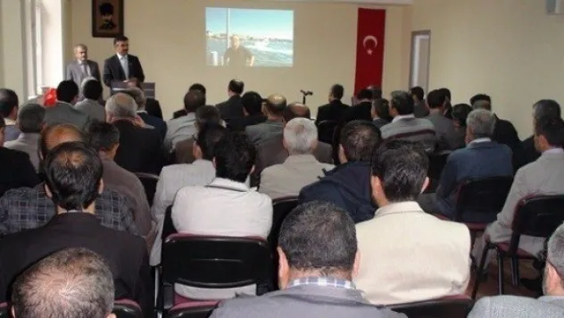 Din Görevlilerine 'cami Ekseninde Etkili İletişim' Semineri Verildi 