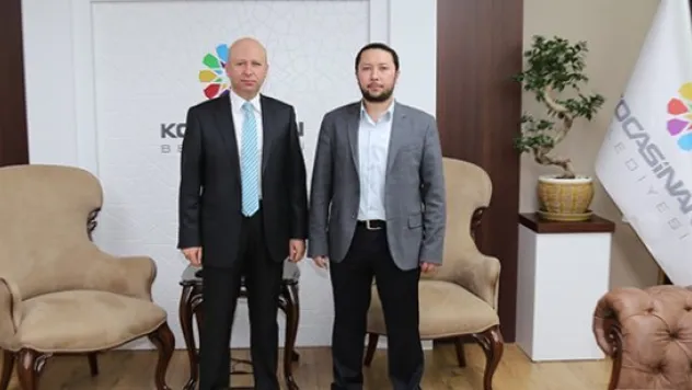 Doğu Türkistan bizim kanayan yaramızdır