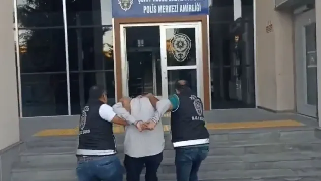 Dolandırıcılık suçundan aranan firari yakalandı