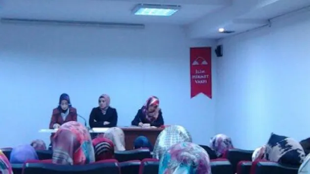 DÖRDÜNCÜ KİTAP PANELİ İKİ YAZAR İKİ KİTAPLA GERÇEKLEŞTİRİLDİ