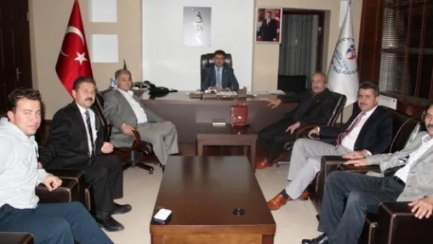 Eğitim Bir-sen'den Gençlik Ve Spor İl Müdürlüğünü Ziyaret Etti 