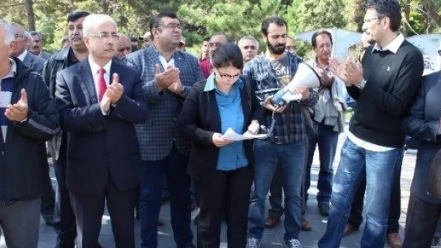 Eğitim-sen'den 'ali İsmail Korkmaz Davası' Öncesinde Basın Açıklaması 