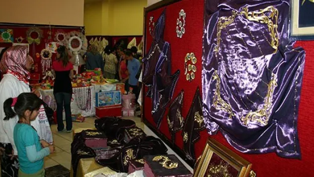 El emeği, göz nuru eserleri dönem sonu sergisine davet