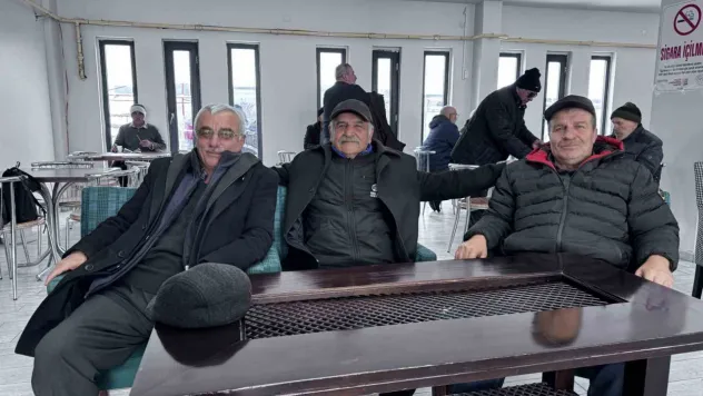 Emekli Kafeteryası takdir topluyor