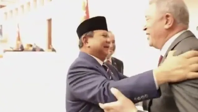 Endonezya Cumhurbaşkanı'na Akar tarafından sıcak karşılama