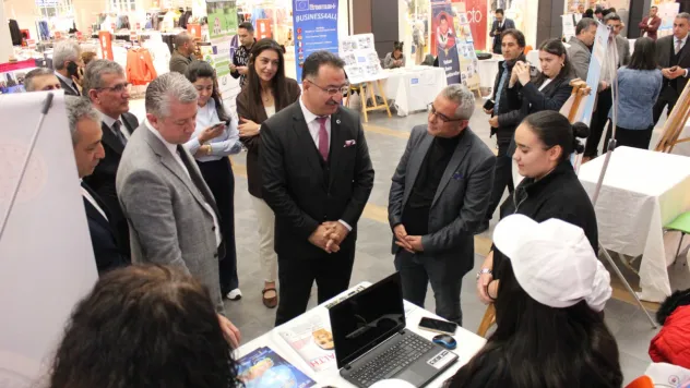 Erasmus projeleri sergisi açıldı