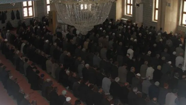 Erbakan İçin Mevlid Okutuldu