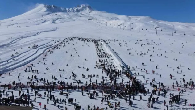 Erciyes sömestirde 350 bin misafir ağırladı