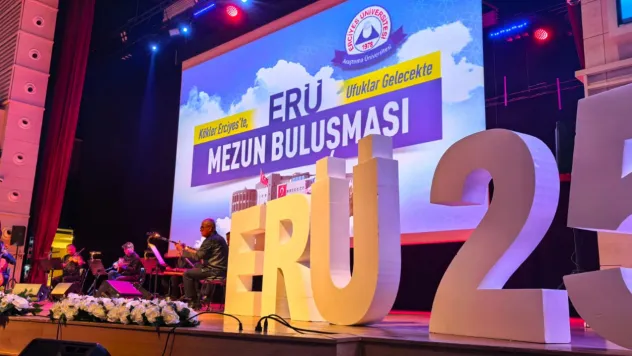 Erciyes Üniversitesi 47. Yılını Mezunlarıyla Kutladı