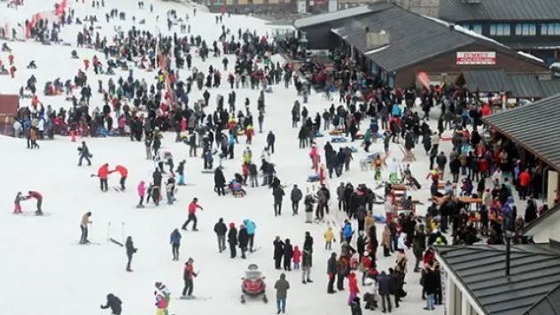 Erciyes'te kayak sezonu uzadı