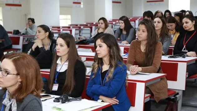 Erciyes Üniversitesi'nde hemşirelik kursu