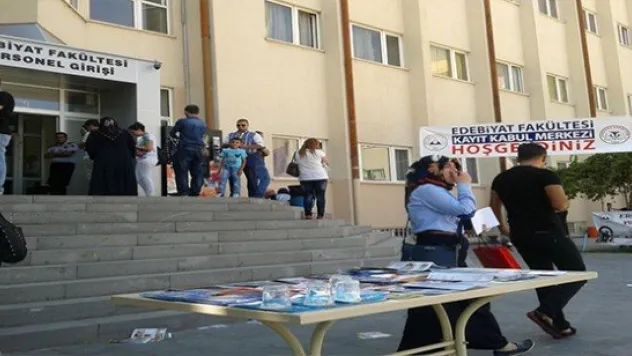 Erciyes Üniversitesinde Kayıtlar Başladı